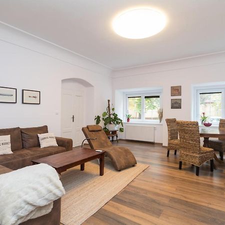 Budyne Apartment Ii. Budyne nad Ohri Dış mekan fotoğraf
